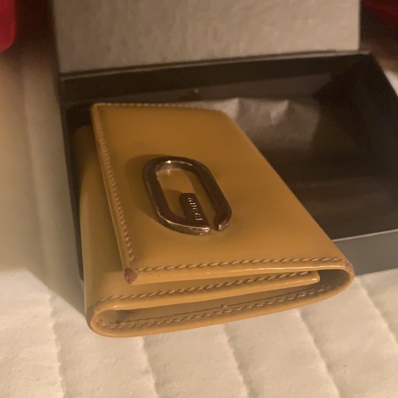 Authentic Gucci card & keys holder - Picture 11 of 16